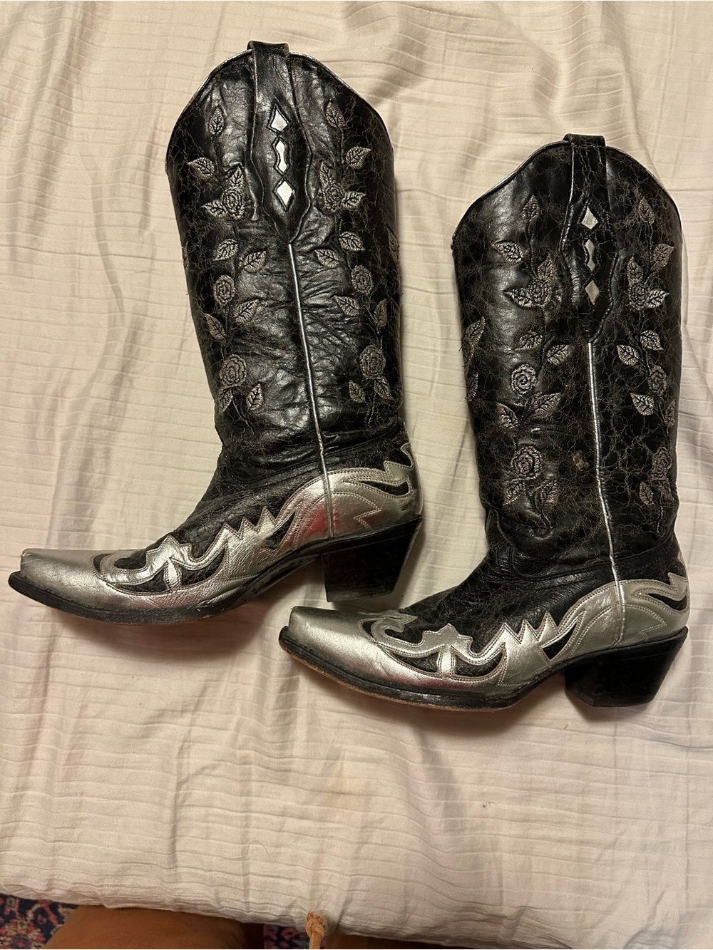 Rare Grand Ole Opry Collectible Leather Cowboy Boots – Women’s 7.5